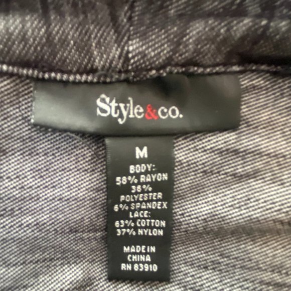 Black Tunic with lace style back - Picture 4 of 4